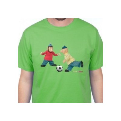 Tričko Pat a Mat hrají fotbal zelená