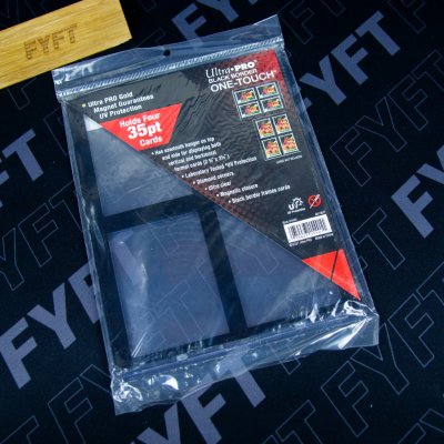 Ultra Pro UV One-Touch Magnetic Holder 4-Card 35pt Black stojánek – Hledejceny.cz