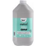 Bio-D čistič na různé druhy povrchů s dezinfekcí 5 l – HobbyKompas.cz