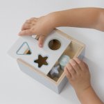 Hape vkládačka Little Dutch Shape sorter růžová – Zbozi.Blesk.cz