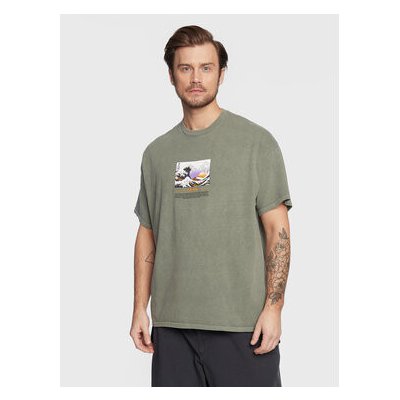 BDG Urban Outfitters T-Shirt 76134659 zelená