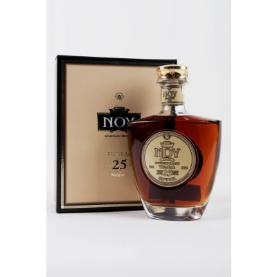 Noy Tirakal 25y 40% 0,7 l (karton) – Zboží Dáma