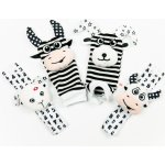 Černá na bílé s.r.o. Kontrastní ponožky a náramky KRAVIČKA – Zboží Dáma