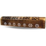 Mani Bhadra Stojánek na vonné tyčinky Truhlička s motivem čaker Tmavá 30 cm – Sleviste.cz