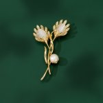 Éternelle brož s perlou a zirkony Carlota květina B2299-8850757901 zlatá