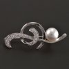 Brož Goldstore stříbrná brož bílá perla 2.33.BR106984