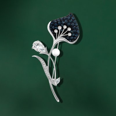 Éternelle brož s perlou a zirkony Diara květina B2407-LXT0576A stříbrná