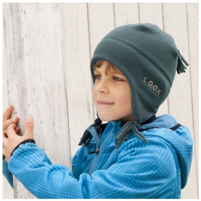 Fleece laponka s výšivkou bílá – Sleviste.cz