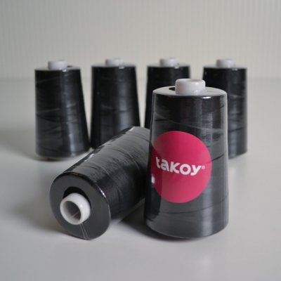 Takoy Overlock / coverlock polyesterová nit TKY 5000 barva černá – Zboží Dáma
