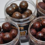 Mikbaits Boilies v dipu Gangster 250ml 16mm g7 master krill – Hledejceny.cz