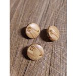 Knoflík hnědý světlý s krčkem a zlatým zdobením – Zboží Dáma