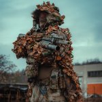 Kicking Mustang Maskovací plášť s kapucí KMCS Cloak Woodland Floor – Zboží Dáma