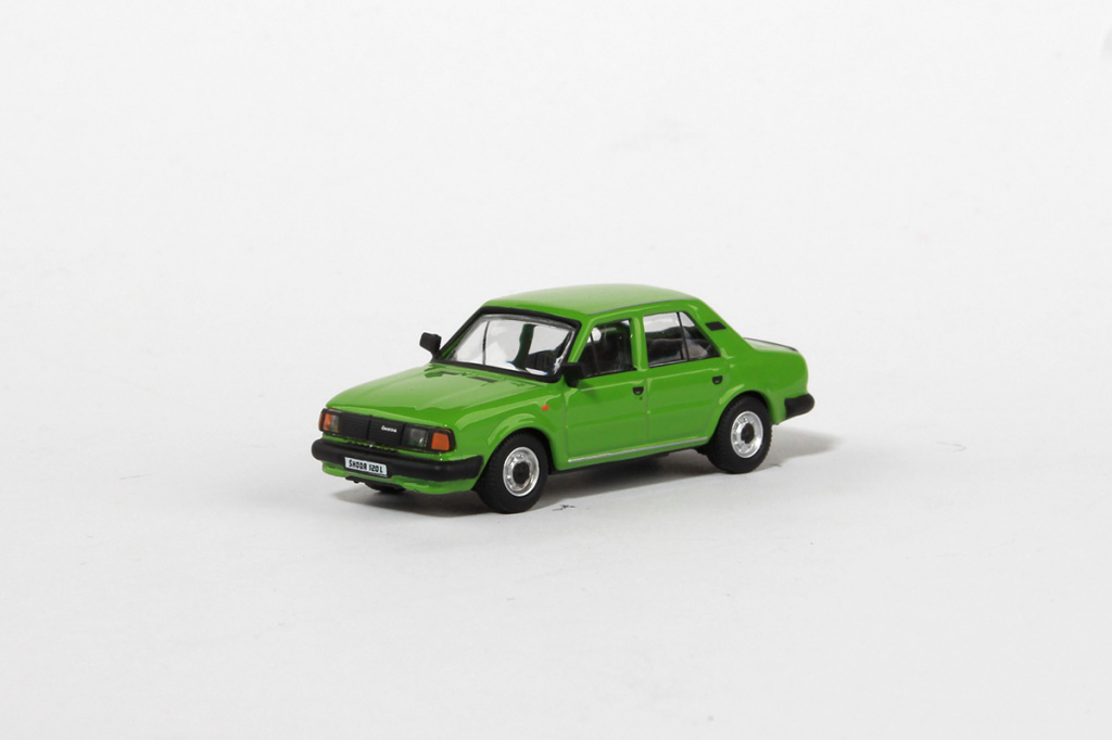 Abrex škoda 120L 1984 světle zelená 1:72