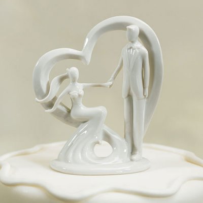Weddingstar Svatební porcelánová figurka Novomanželé v srdci
