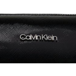 Calvin Klein kabelka Ck Must Cylinder crossbody Saff K60K609890 Černá