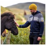 Kama pletená merino čepice AW63 žlutá – Sleviste.cz