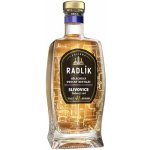Radlík Slivovice z Dubového Sudu 43% 0,5 l (holá láhev) – Zboží Dáma