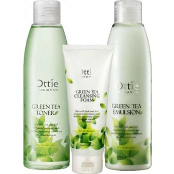 Ottie Green Tea pleťová tonizační voda 200 ml + Pleťová emulze 200 ml + čistící pleťová pěna 150 ml dárková sada