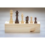 Dřevěné šachové figurky klasik velké v krabičce