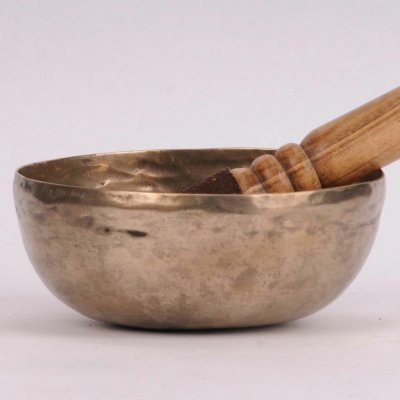 Tibetská mísa 340 g průměr 14 cm ručně tepaná tón F – Zboží Mobilmania