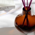 Tvoje svíčka Aroma difuzér ŠPINDLERŮV MLÝN grapefruit a skořice Barva vázy 01 Hnědá – Hledejceny.cz