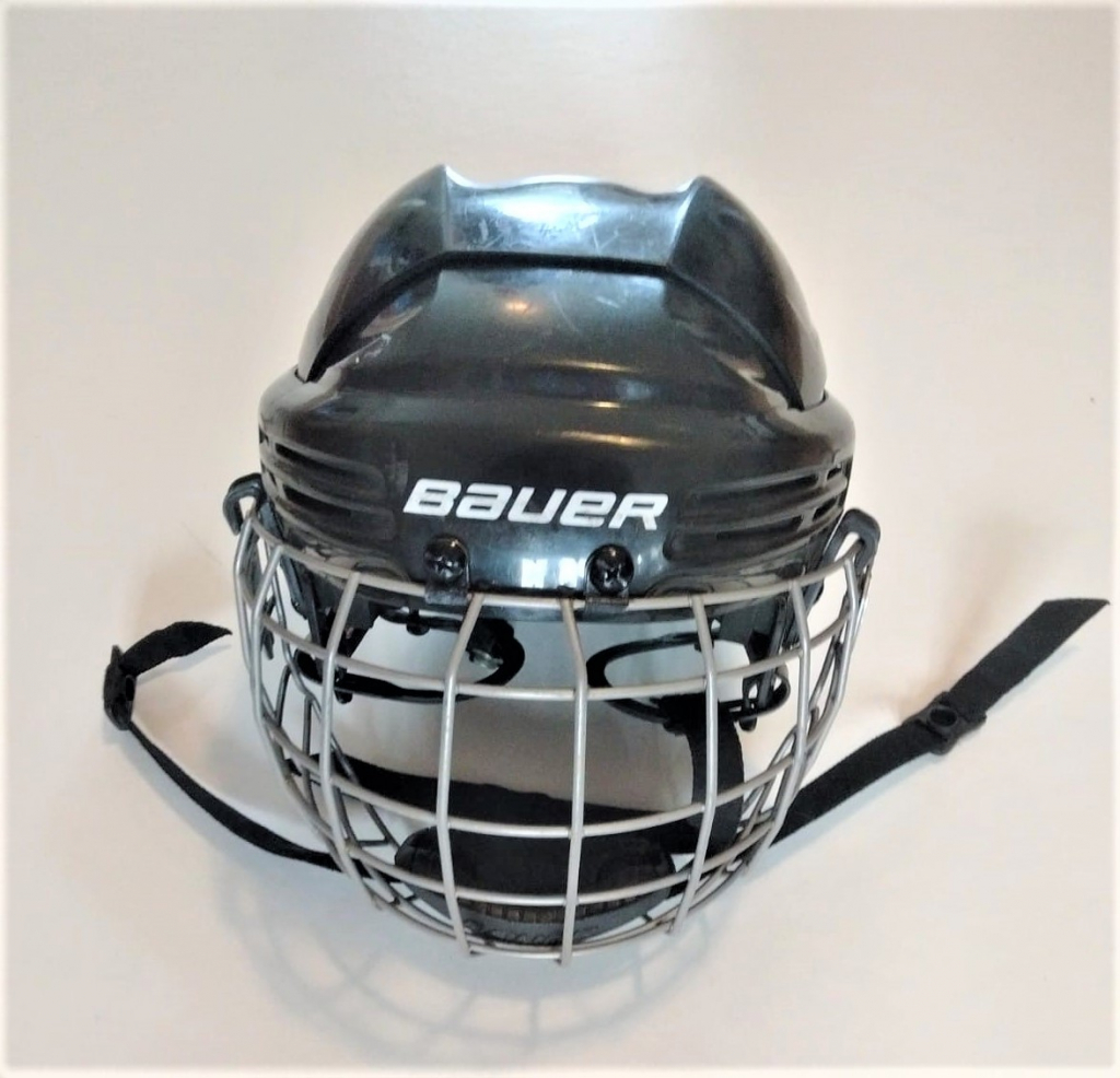 Hokejová helma Bauer 2100 JR Combo od 1 450 Kč - Heureka.cz