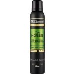 TreSemmé Botanique Cactus Water & Coconut stylingová pěna pro kudrnaté vlasy 200 ml – Zboží Mobilmania