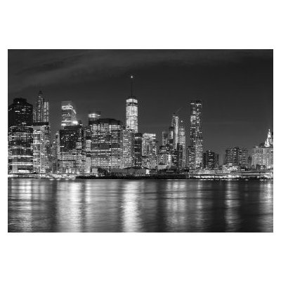 Weblux 94054059 Fototapeta plátno Black and white New York City at night panoramic picture Černobílé New York City v noci panoramatický obrázek USA. rozměry 174 x 120 cm