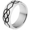 Prsteny Šperky eshop lesklý ocelový prsten tlustší černé zářezy kosočtverců a slz BB15.05