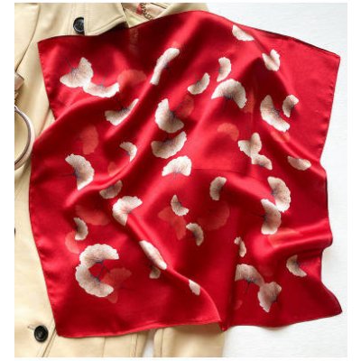 White orchid hedvábný šátek červené ginkgo v dárkovém balení – Zboží Dáma