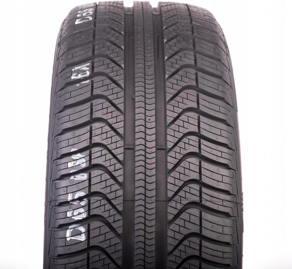 Pirelli Cinturato All Season Plus 225/55 R17 101W