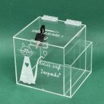 Kasička pokladnička 150x150x150 mm gravír kapsa na leták zámek – Zbozi.Blesk.cz