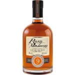 MALECON LICOR DE RON 35% 9y 0,7 l (holá láhev) – Zbozi.Blesk.cz