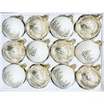 Irisa Sada 12 ks Skleněných ozdob Zlatý poklad na konci duhy bíla zlatá ,Velikost 7cm IRISA Velikost: 7 cm Balení: 7 cm Barva: bílá;zlatá – Zboží Dáma