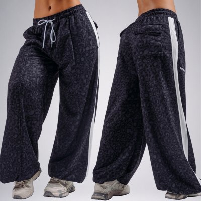 Nebbia Baggy tepláky s leopardím vzorem PRIMAL 865 – Hledejceny.cz