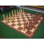 Zahradní šachy velké Hra +: banner (180x180cm) – Zboží Dáma