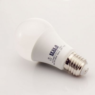 Tesla LED žárovka BULB, E27, 9W, 230V, 806lm, 25 000h, 3000K teplá bílá, 220° 5KS – Hledejceny.cz