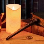 Světlo - svíce s hůlkou Harry Potter – Zboží Dáma