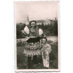 KYJOV-SVATOBOŘICE. Moravské národní kroje. – Zboží Dáma