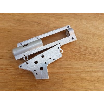 RetroArms CNC dělený mechabox V2 8mm QSC