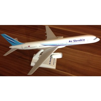 Skymarks Boeing B757 236 Air Slovakia Slovenská republika 1:150