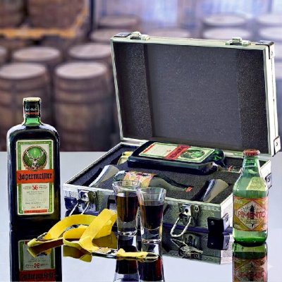 Contraband Dárkový kufr Jagermeister 0,7 l – Zboží Mobilmania