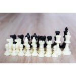 Šachové figurky Staunton střední