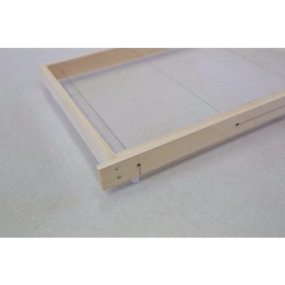 HelpSoul Včelí rámek 39 x 17 cm vypletený s mezerníky – HobbyKompas.cz
