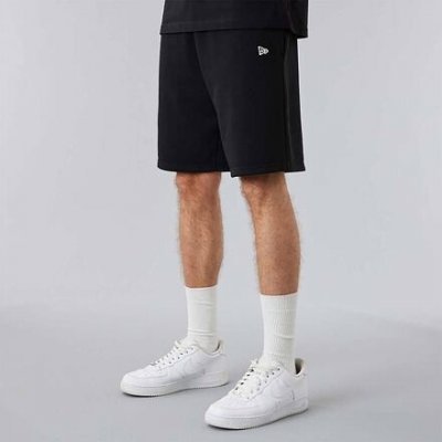 New Era kraťasy Essential shorts BLK