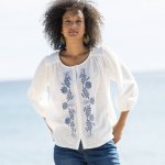 Halenka s výšivkou a 3/4 nabíranými rukávy režná/modrá – Zboží Mobilmania