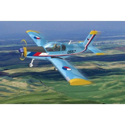 Hobby Boss Zlín Z 142 80282 1:72 – Sleviste.cz