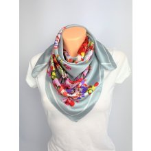 Dámský hedvábný šátek s viskózou čtvercový květinový světle šedý barevné květy