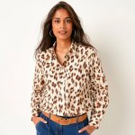Košilová halenka s leopardím vzorem béžová/čokoládová – Sleviste.cz
