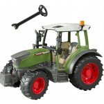 Bruder Traktor Fendt Vario 211 2180 – Zboží Mobilmania